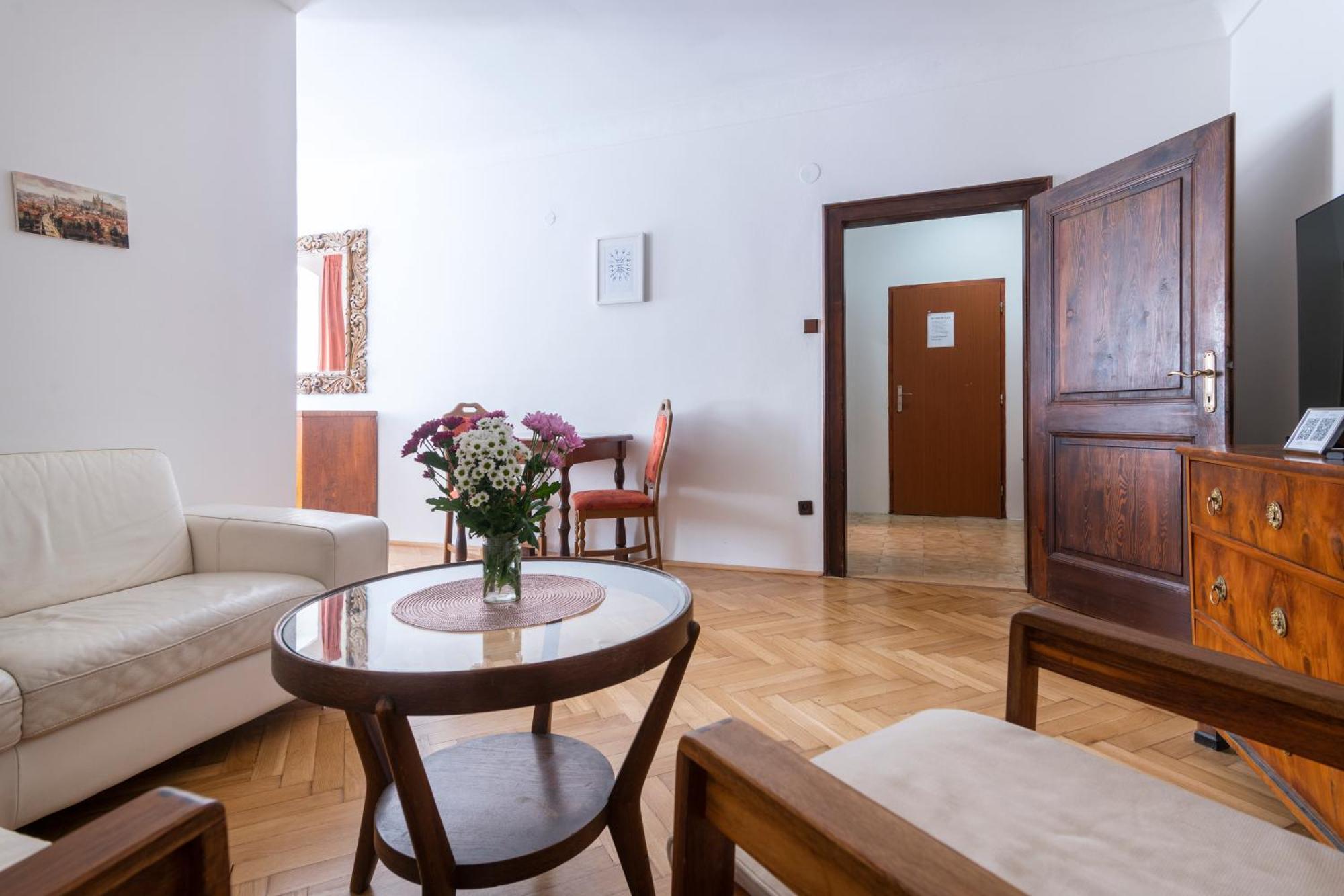 Historic Spirit At Studio Under The Prague Castle エクステリア 写真